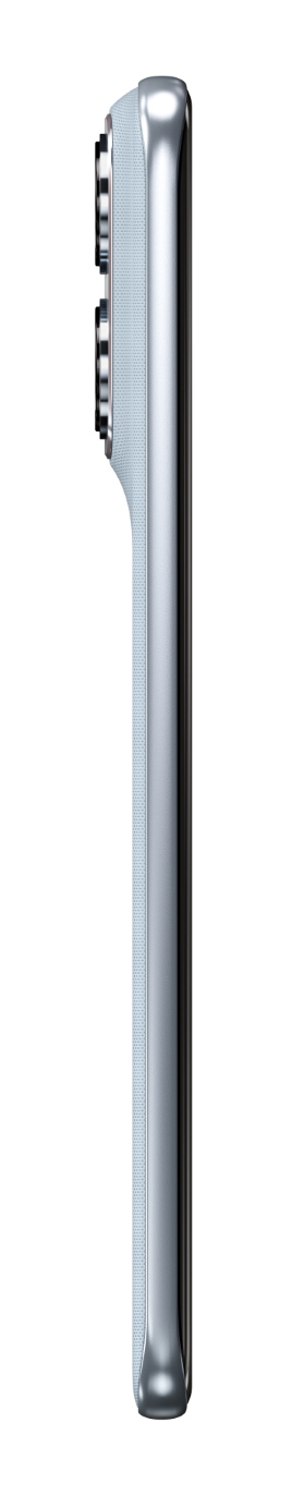 Zbliżenie jasnoniebieskiego tyłu telefonu z trzema aparatami.