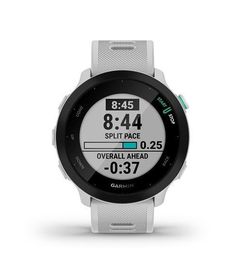 Reloj inteligente Garmin blanco con datos deportivos en pantalla: 8:45, 8:44 ritmo dividido, 0.25, adelante -0:37.