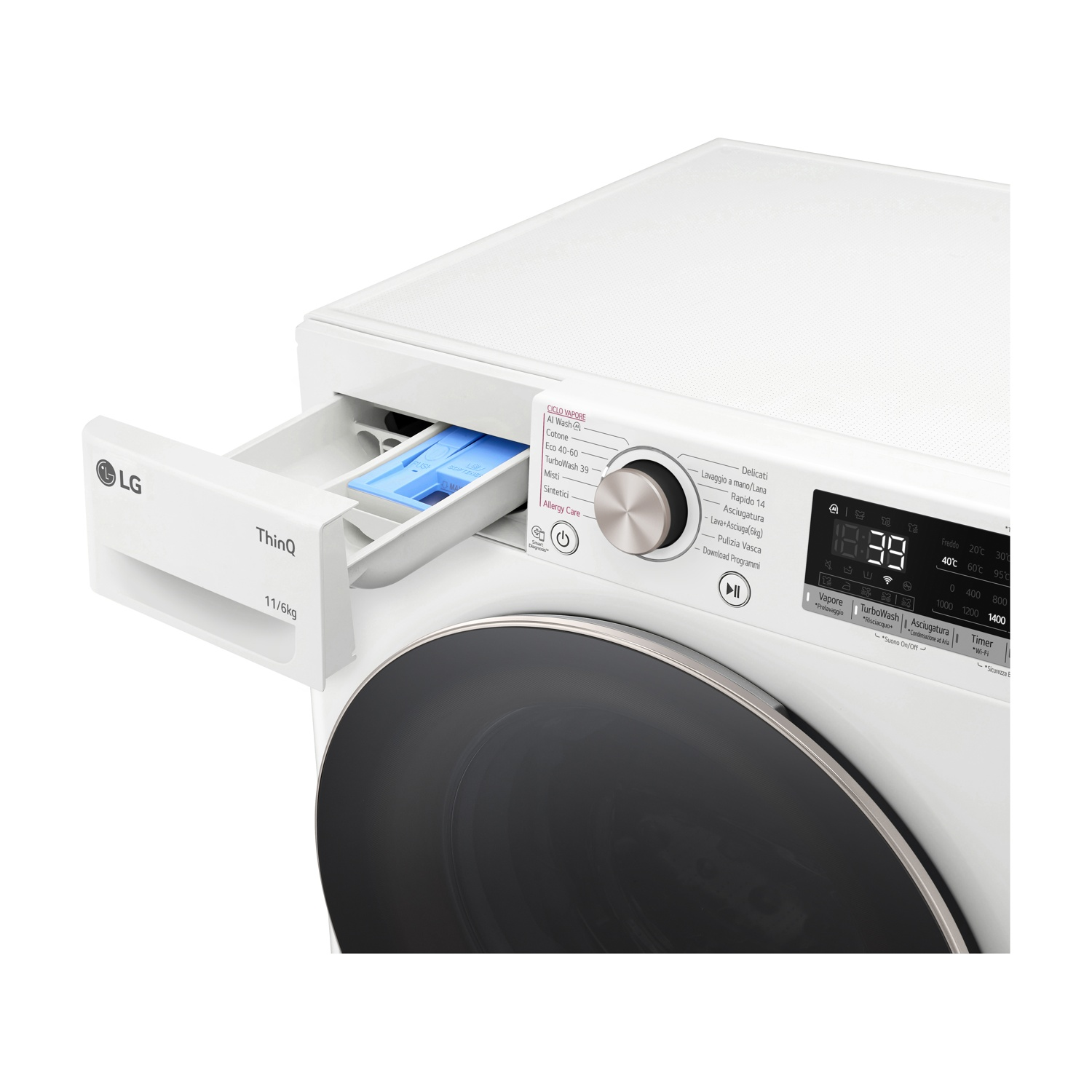 Una lavatrice LG bianca con il cassetto del detersivo estratto.