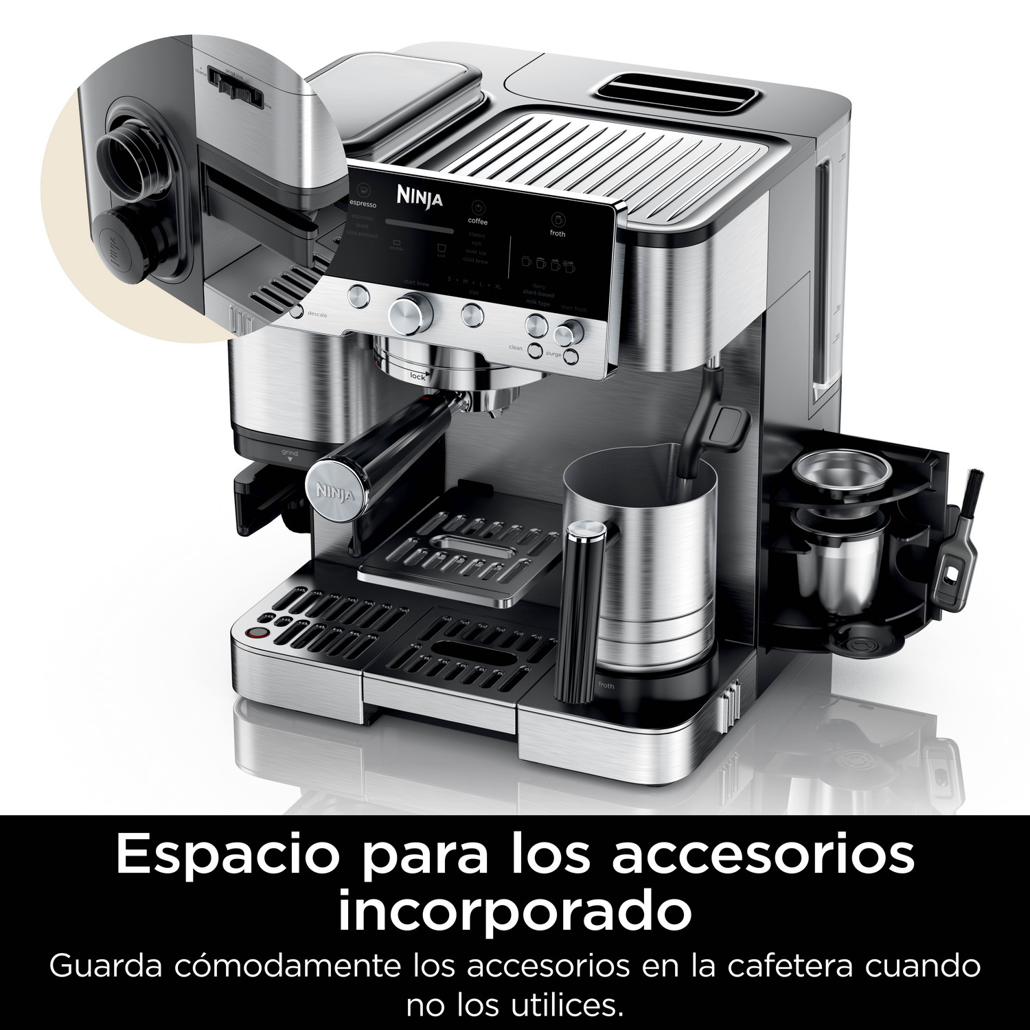 Cafetera de acero inoxidable con espumador de leche y compartimento.
