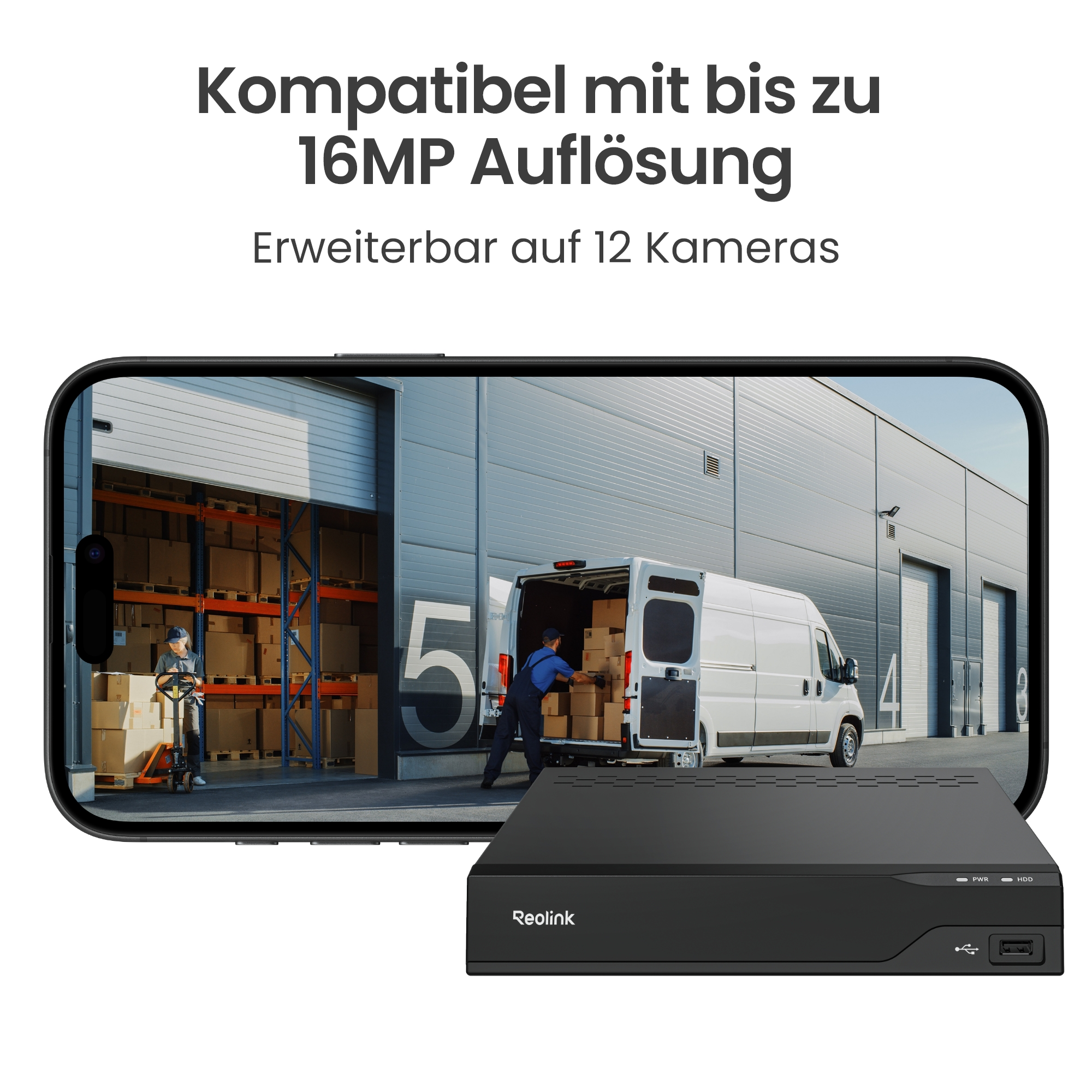 Ein schwarzer Reolink NVR vor einem Handybildschirm mit Lagerhaus-Überwachungsszenen.