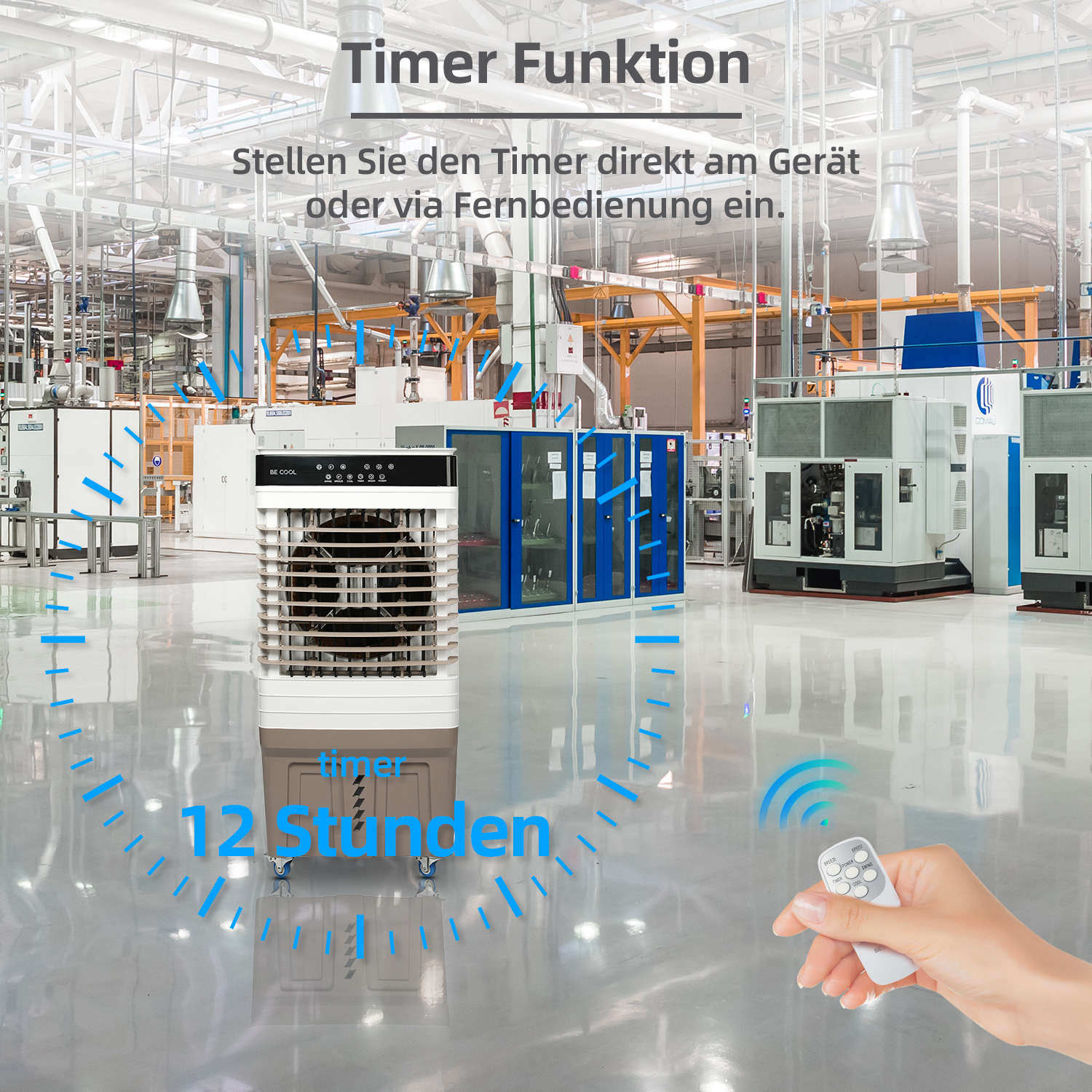 Ein weißer Luftkühler steht in einer Fabrikhalle, Steuerung per Fernbedienung.