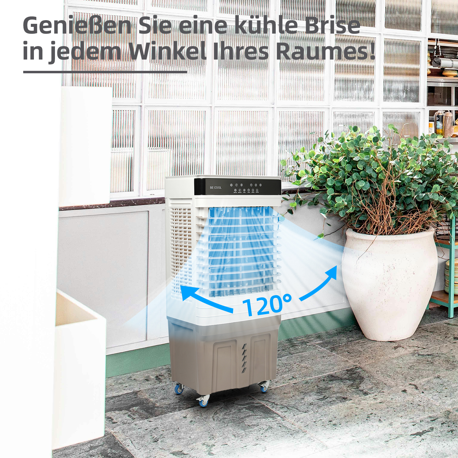 Ein mobiler Luftkühler mit 120° Schwenkbereich kühlt den Raum.