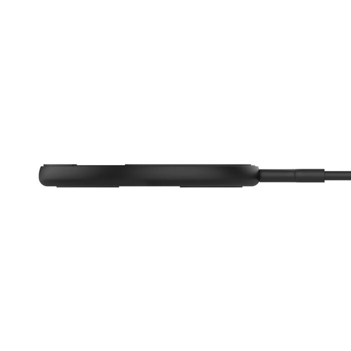 Un objeto redondo y negro con un cable, sobre fondo blanco.