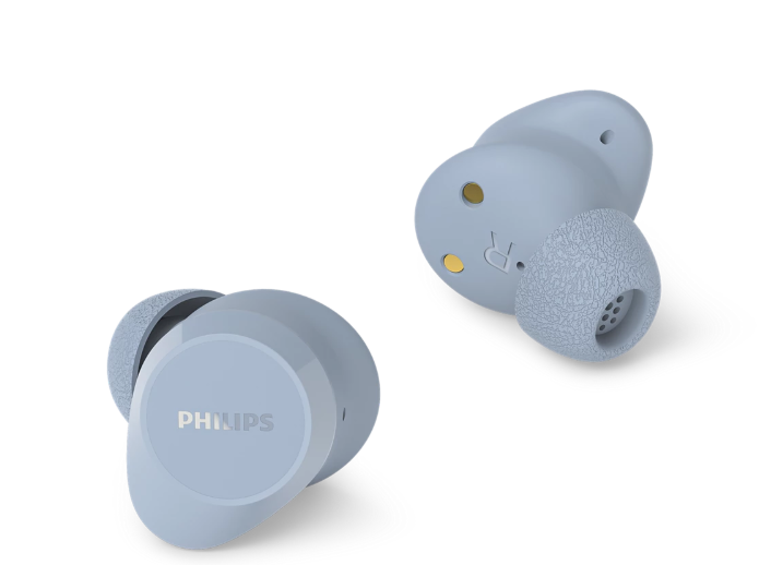 Zwei hellblaue Philips-Ohrhörer, einer links, einer rechts, auf weißem Hintergrund.