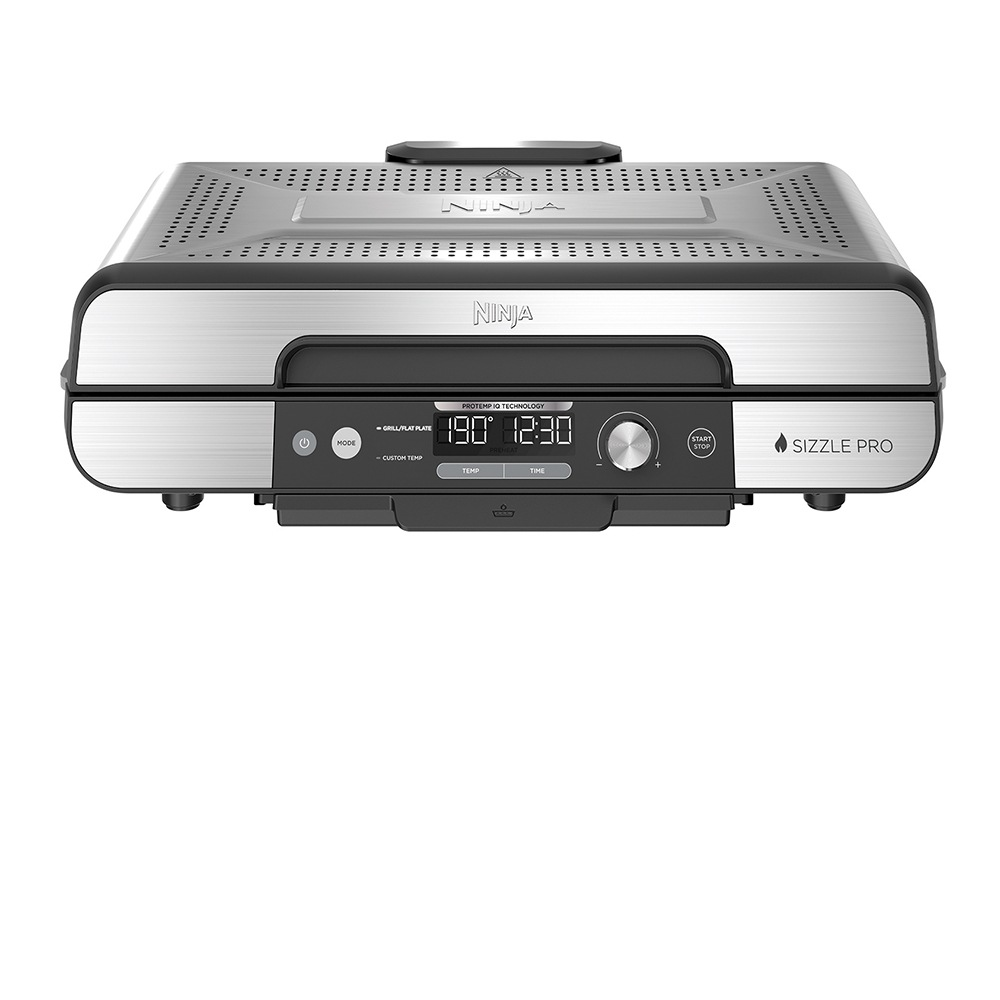 Una parrilla Ninja Sizzle Pro plateada y negra con pantalla digital que muestra 190 grados y 12:30.