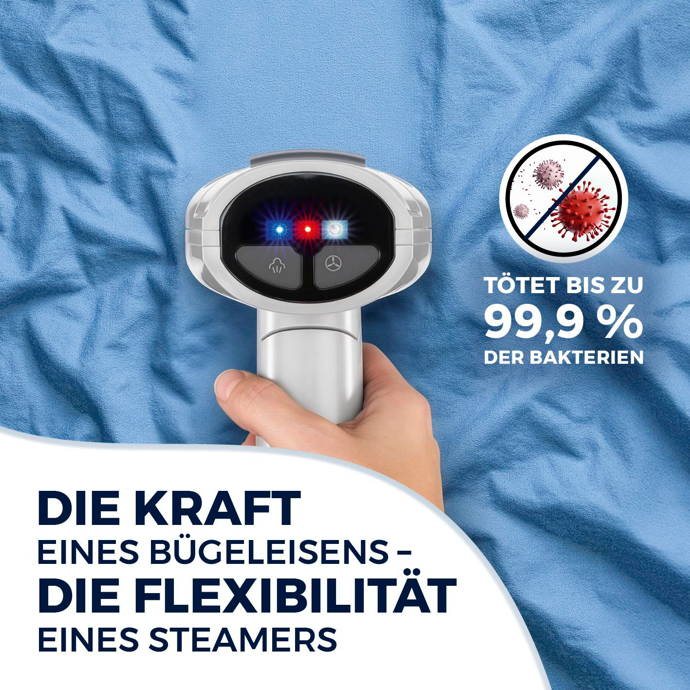Ein Handdampfer tötet 99,9% der Bakterien auf blauem Stoff.