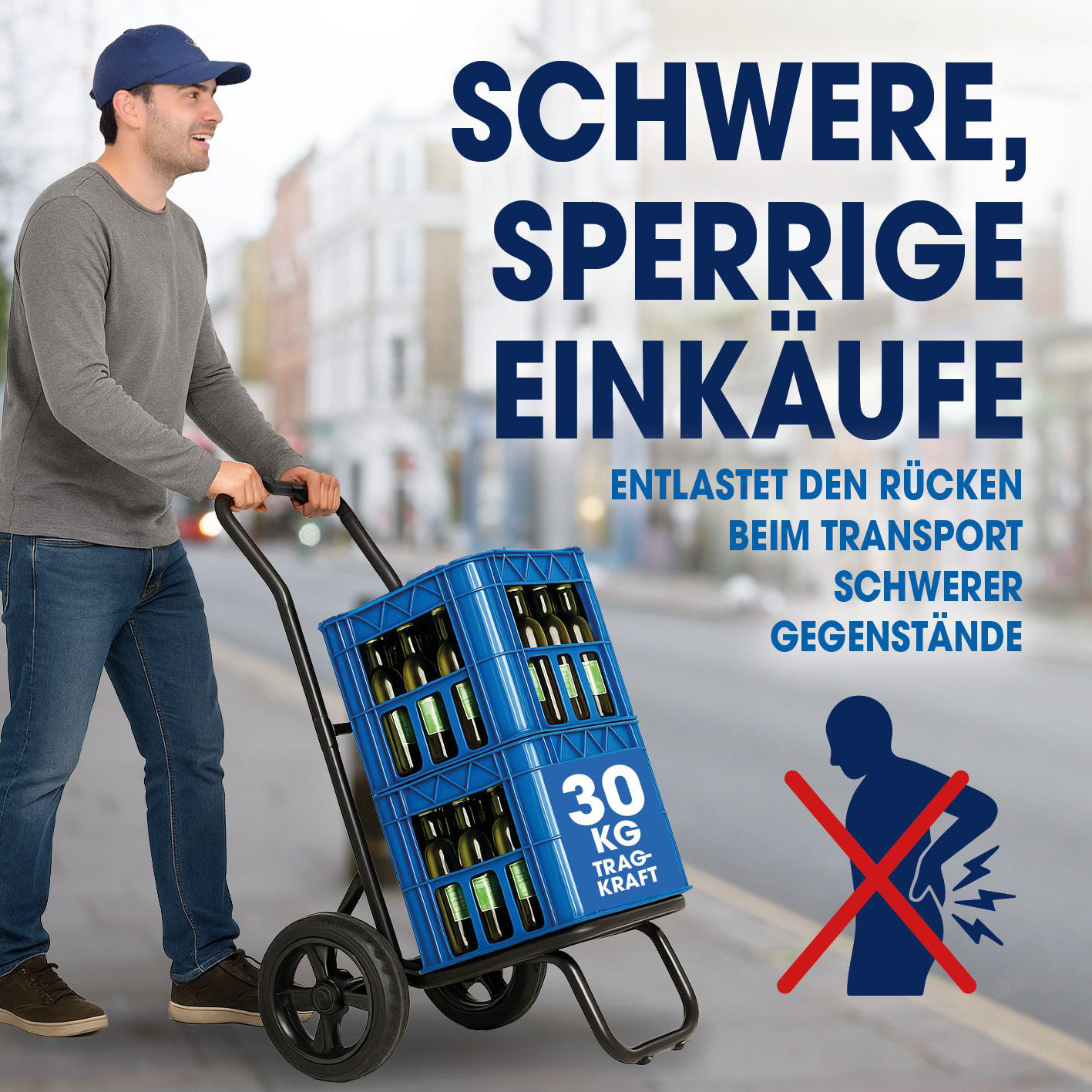 Mann schiebt Handwagen mit Kisten voller Flaschen. Text: Schwere Einkäufe.