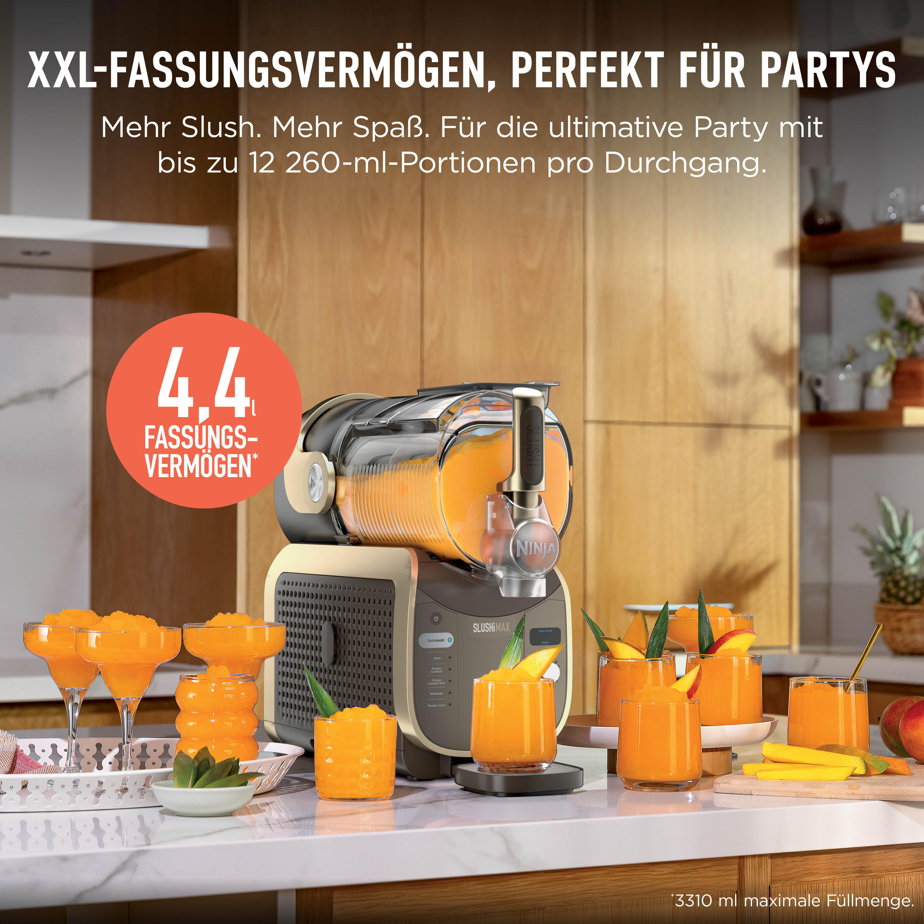Ein Slush-Maker mit Orangen-Slush und Früchten auf einer Marmorarbeitsplatte.