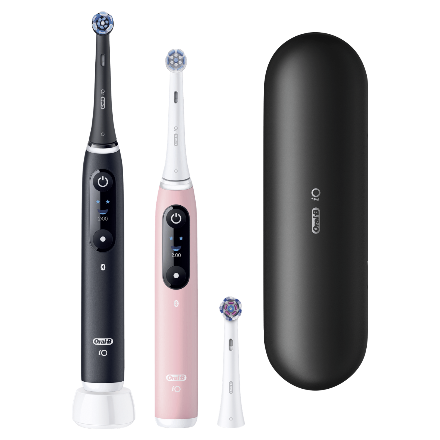 Dos cepillos de dientes Oral-B iO, negro y rosa, con base de carga, cabezal y estuche de viaje negro.