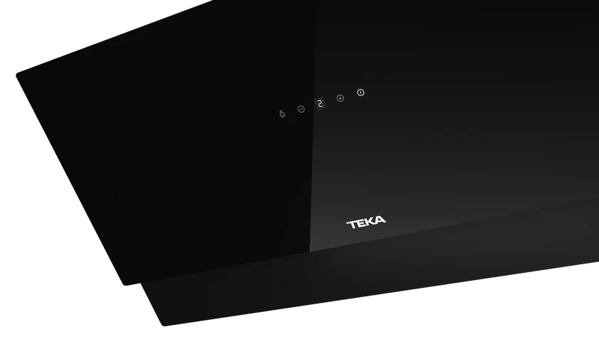 Campana extractora negra con controles táctiles y logo TEKA visible.