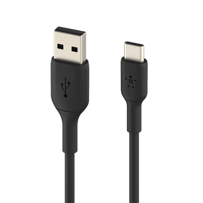 Cable USB-A a USB-C negro con conectores metálicos sobre fondo blanco.