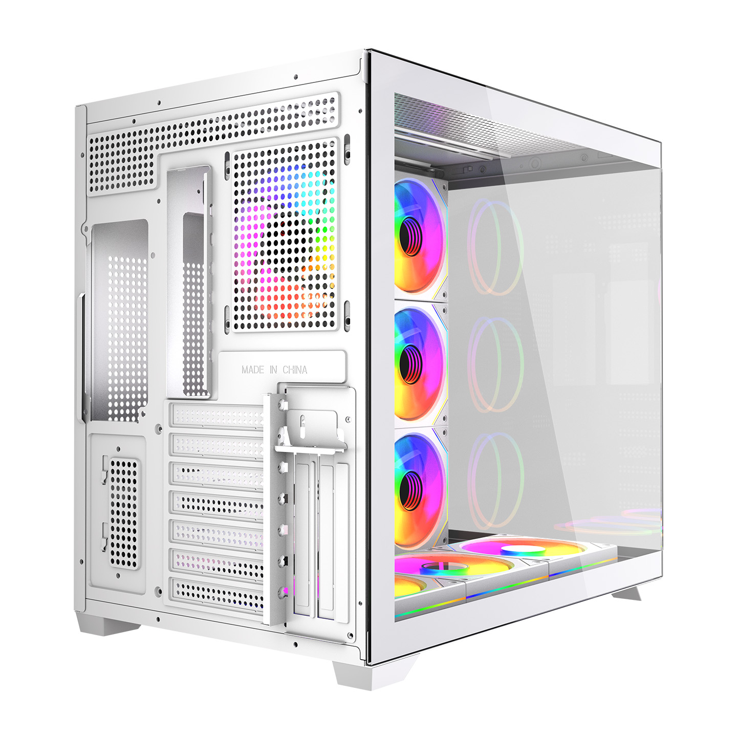 Cam ön ve RGB fanlara sahip beyaz bir PC kasası.