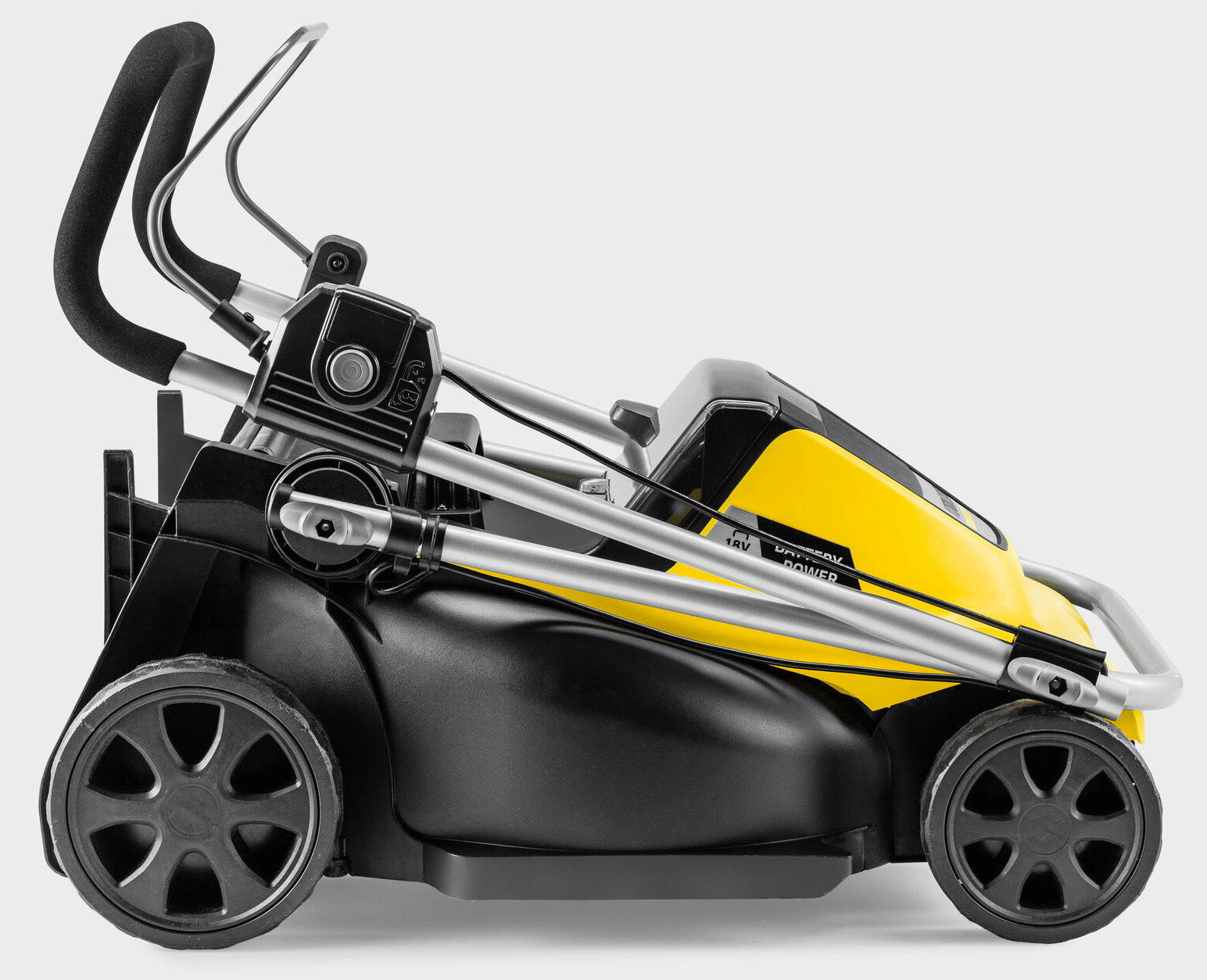 Żółto-czarna kosiarka akumulatorowa ze srebrnymi uchwytami, widok z boku.