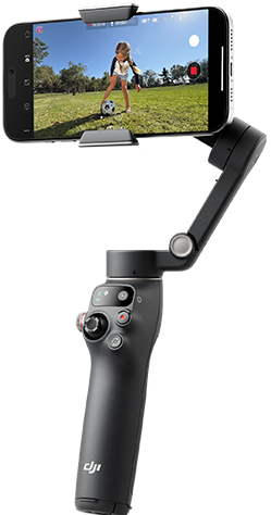Un gimbal che regge uno smartphone con una bambina e un pallone.