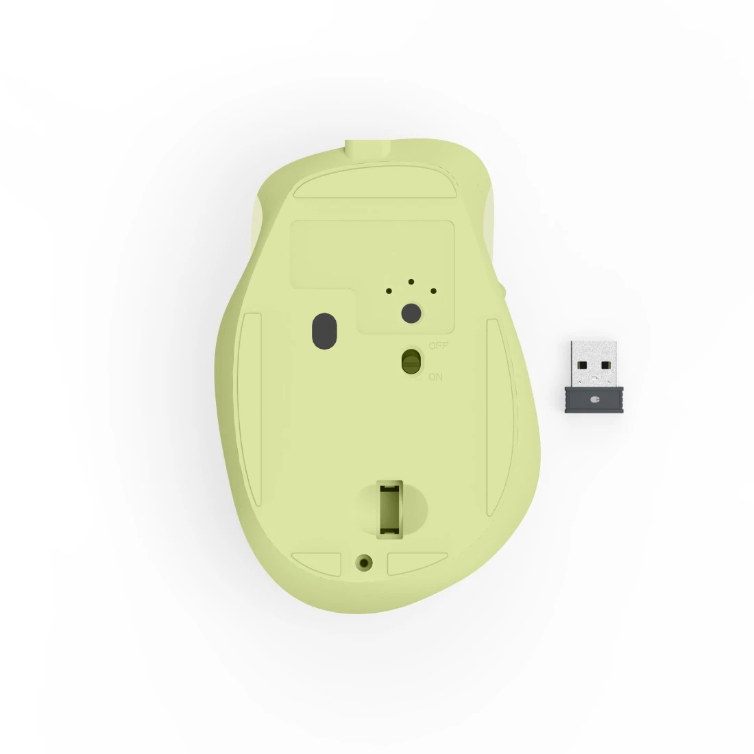 Spód jasnooliwnej myszy z donglem USB obok.