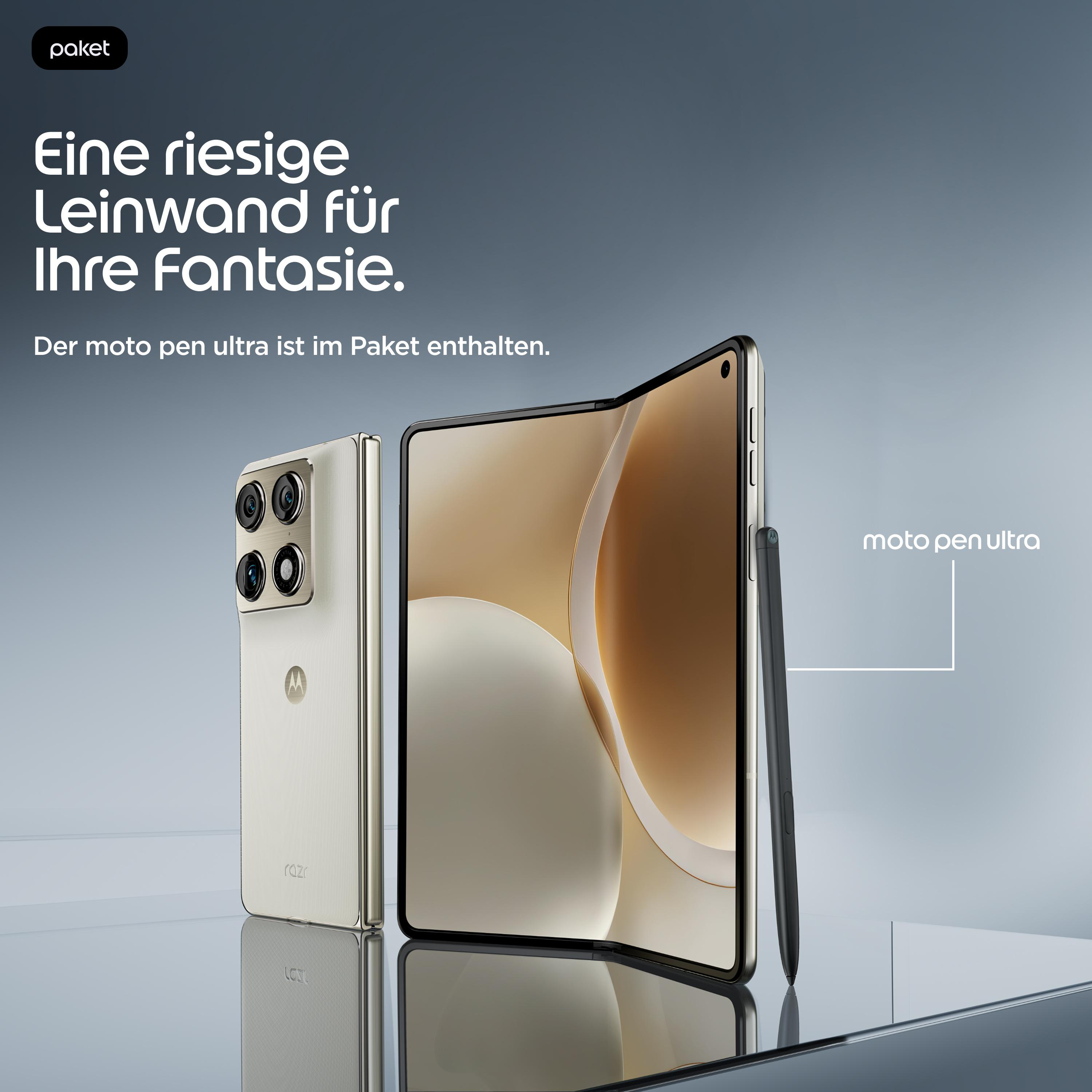 Ein goldener faltbarer Moto Razr mit Moto Pen, auf reflektierender Oberfläche.