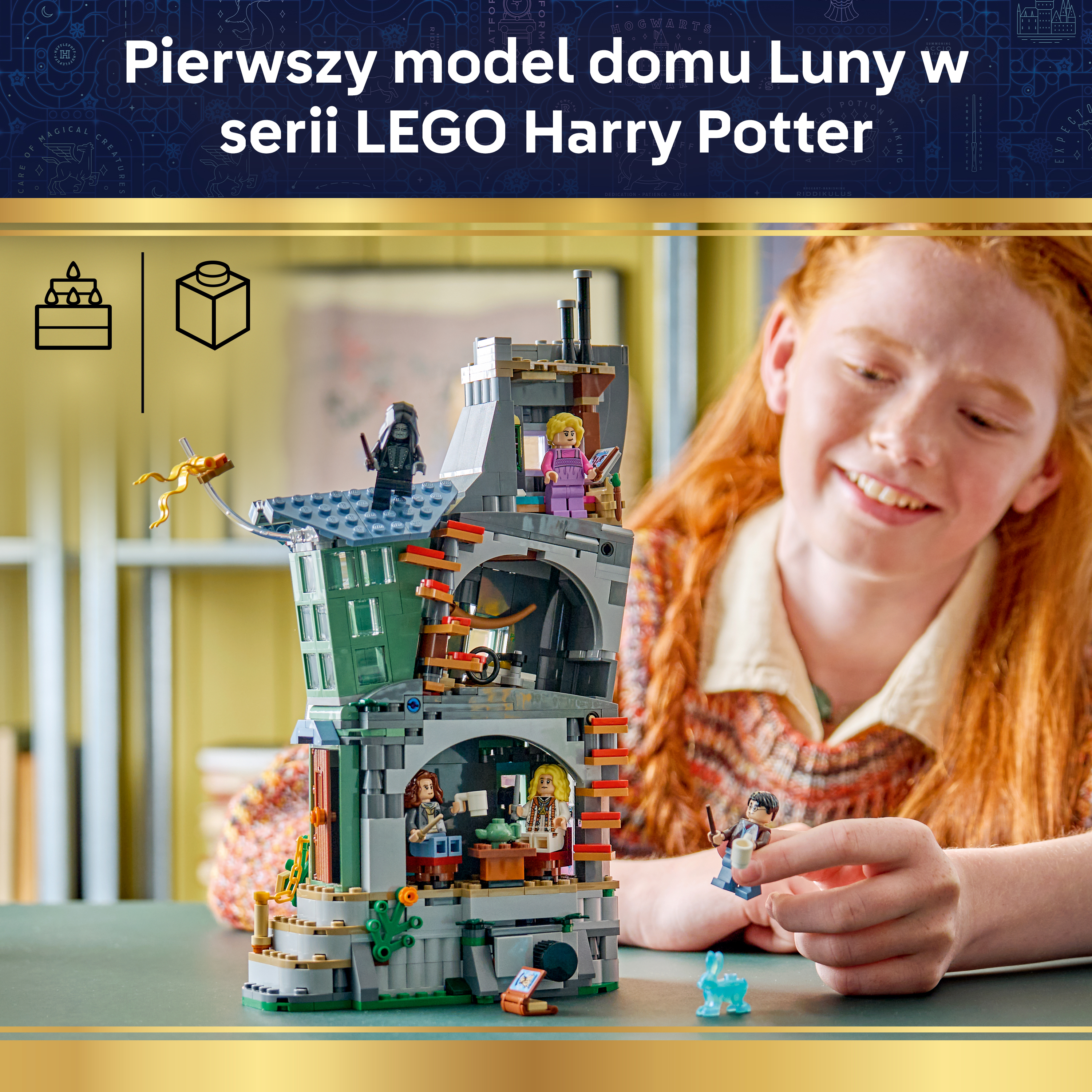 Rude dziewczynka buduje model LEGO domu Luny Lovegood.