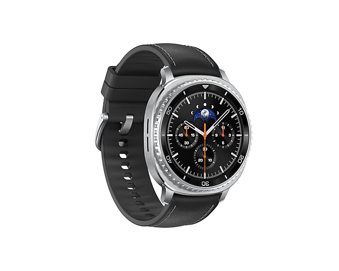 Srebrny smartwatch z czarnym skórzanym paskiem i tarczą faz księżyca.