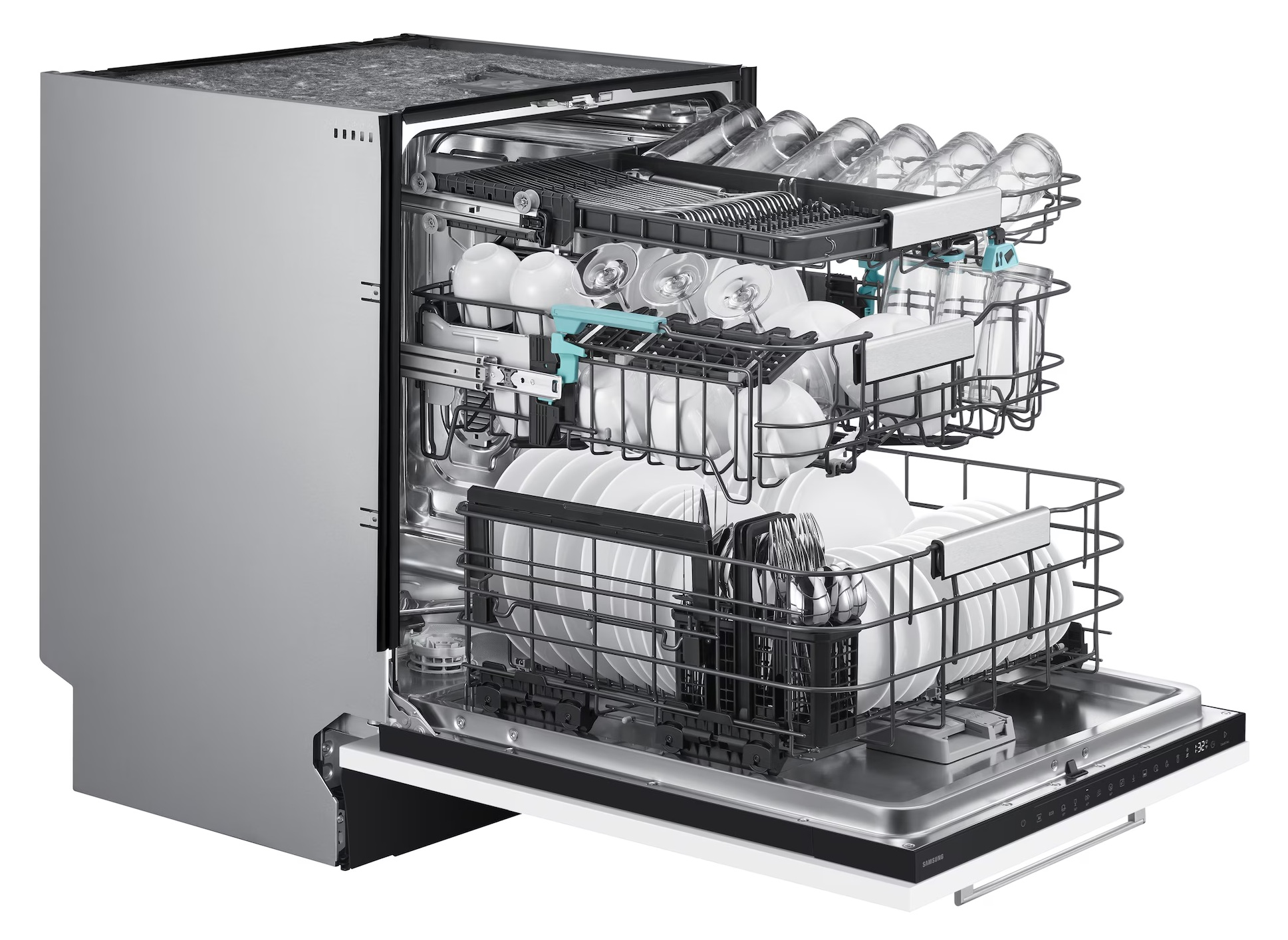 Otwarta zmywarka ze stali nierdzewnej z trzema koszami, załadowana szklankami, miskami i talerzami.