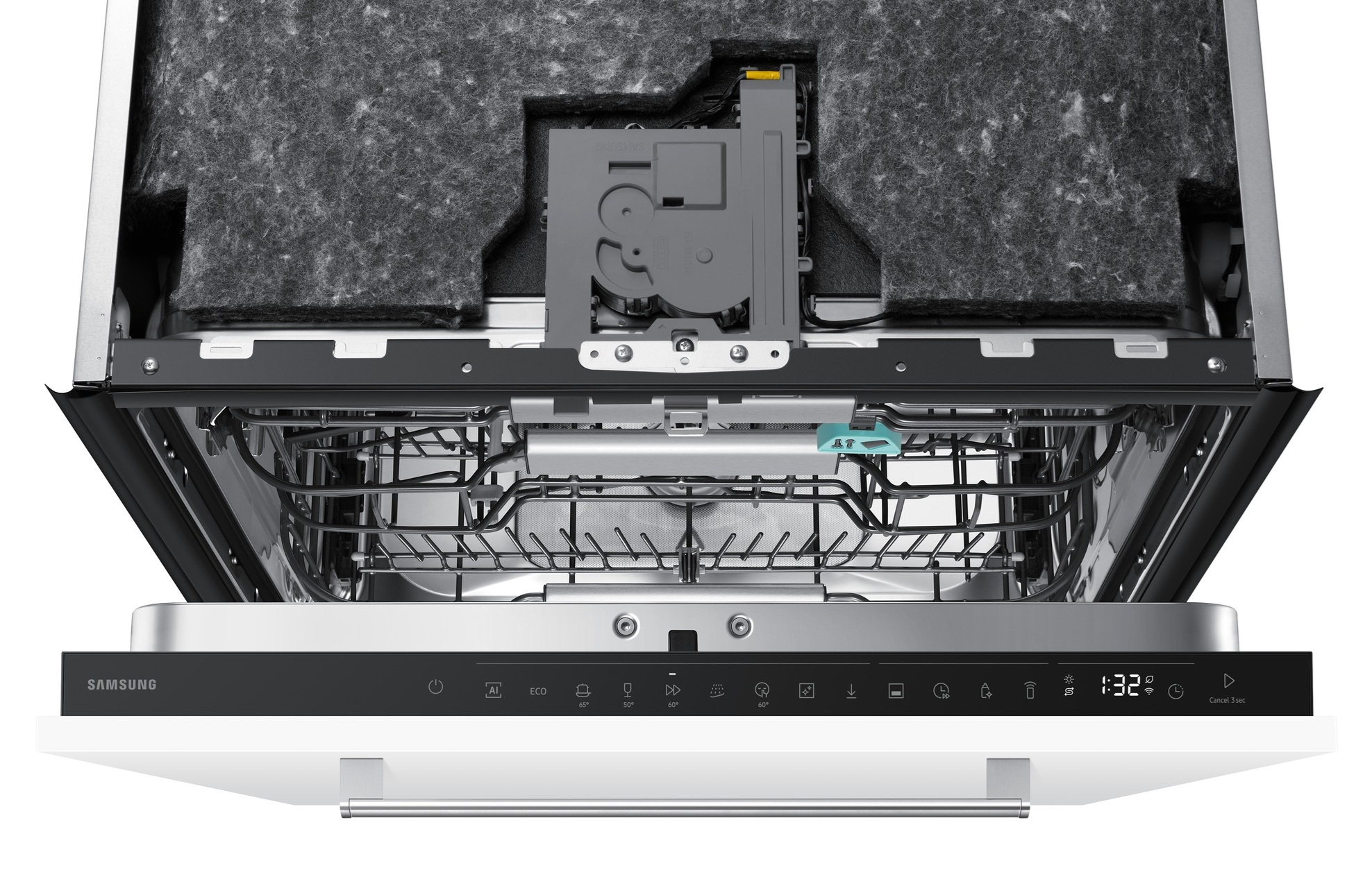 Otwarty zmywarka wnętrze z półkami, panelem sterowania i izolacją.