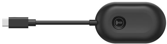 Schwarzer Dongle mit USB-C-Anschluss und einem Knopf mit WLAN-Symbol.