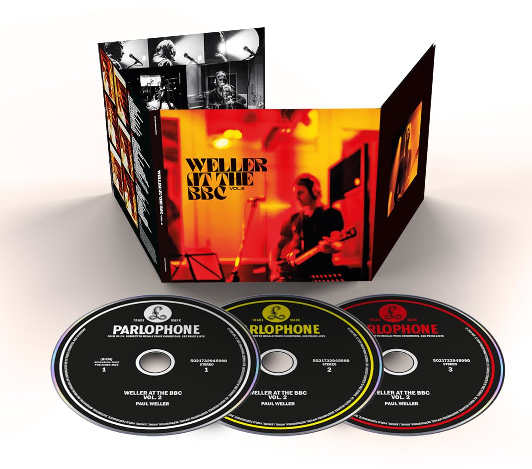 Paul Weller: Weller at the BBC Vol. 2 CD-készlet kibontott tokkal és három lemezzel.