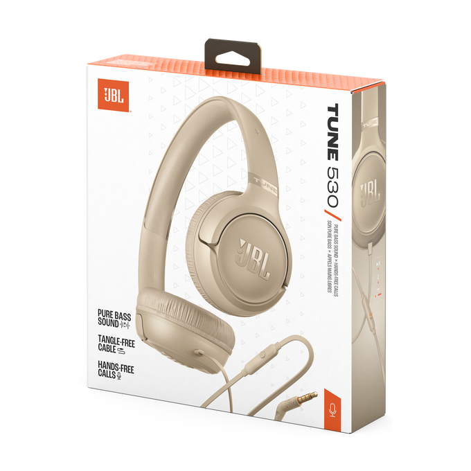 Auriculares JBL Tune 530 beige en caja blanca con texto.
