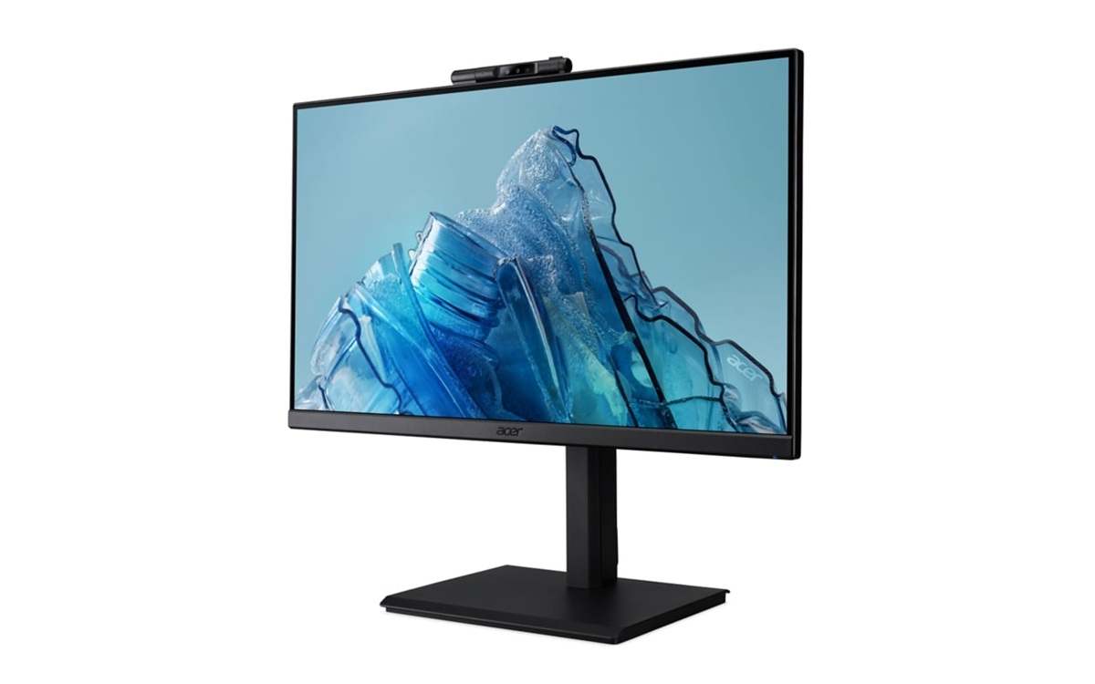 Egy fekete Acer monitor webkamerával fehér háttéren áll.