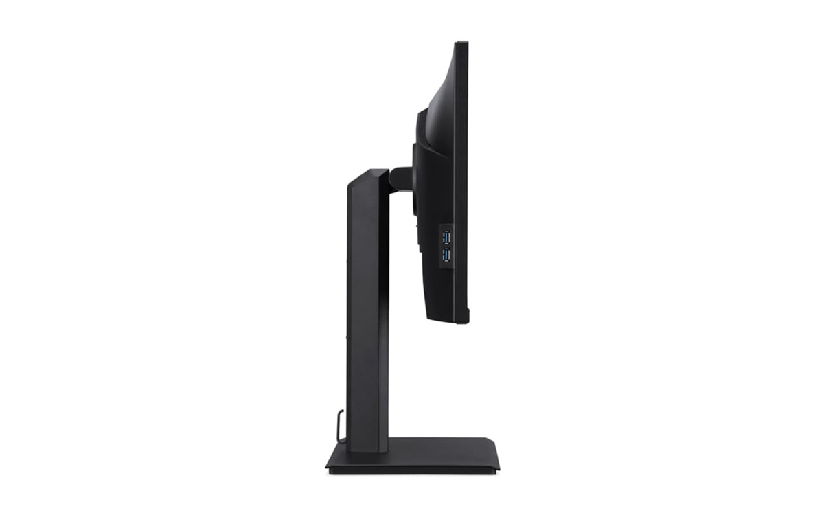 Fekete monitor USB-portokkal, állványon, oldalnézetben.