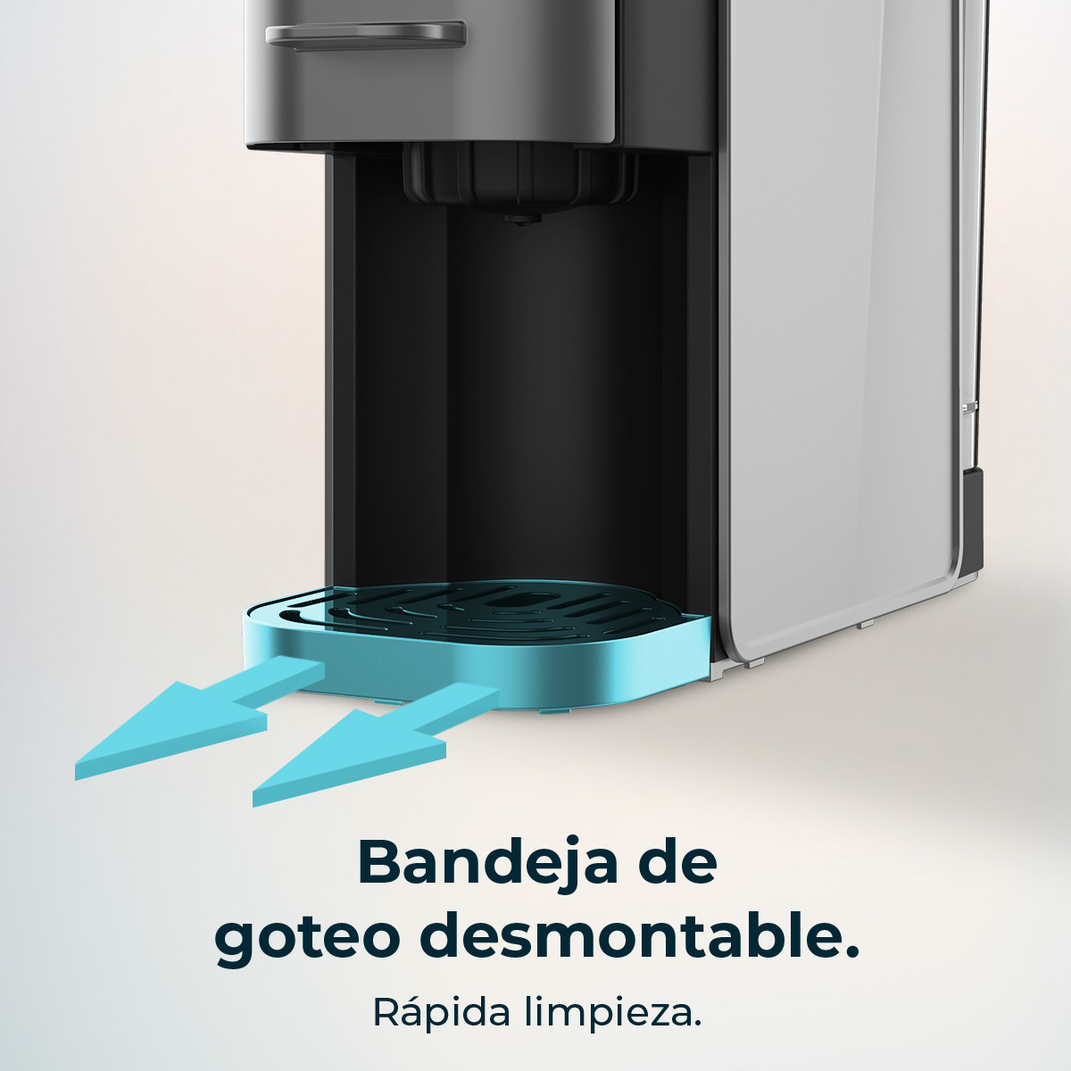 Bandeja de goteo extraíble con flechas indicando su extracción.