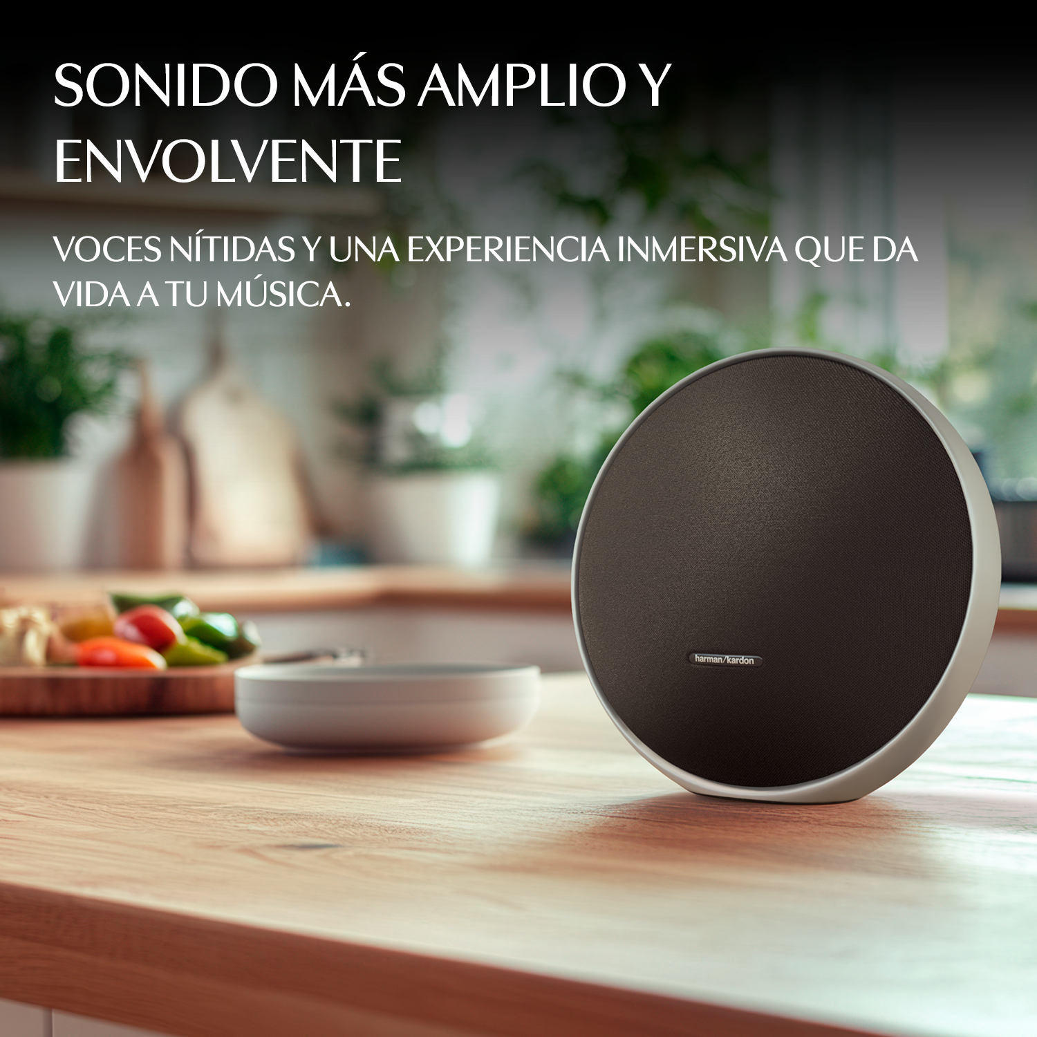 SONIDO MÁS AMPLIO Y ENVOLVENTE

VOCES NÍTIDAS Y UNA EXPERIENCIA INMERSIVA QUE DA VIDA A TU MÚSICA