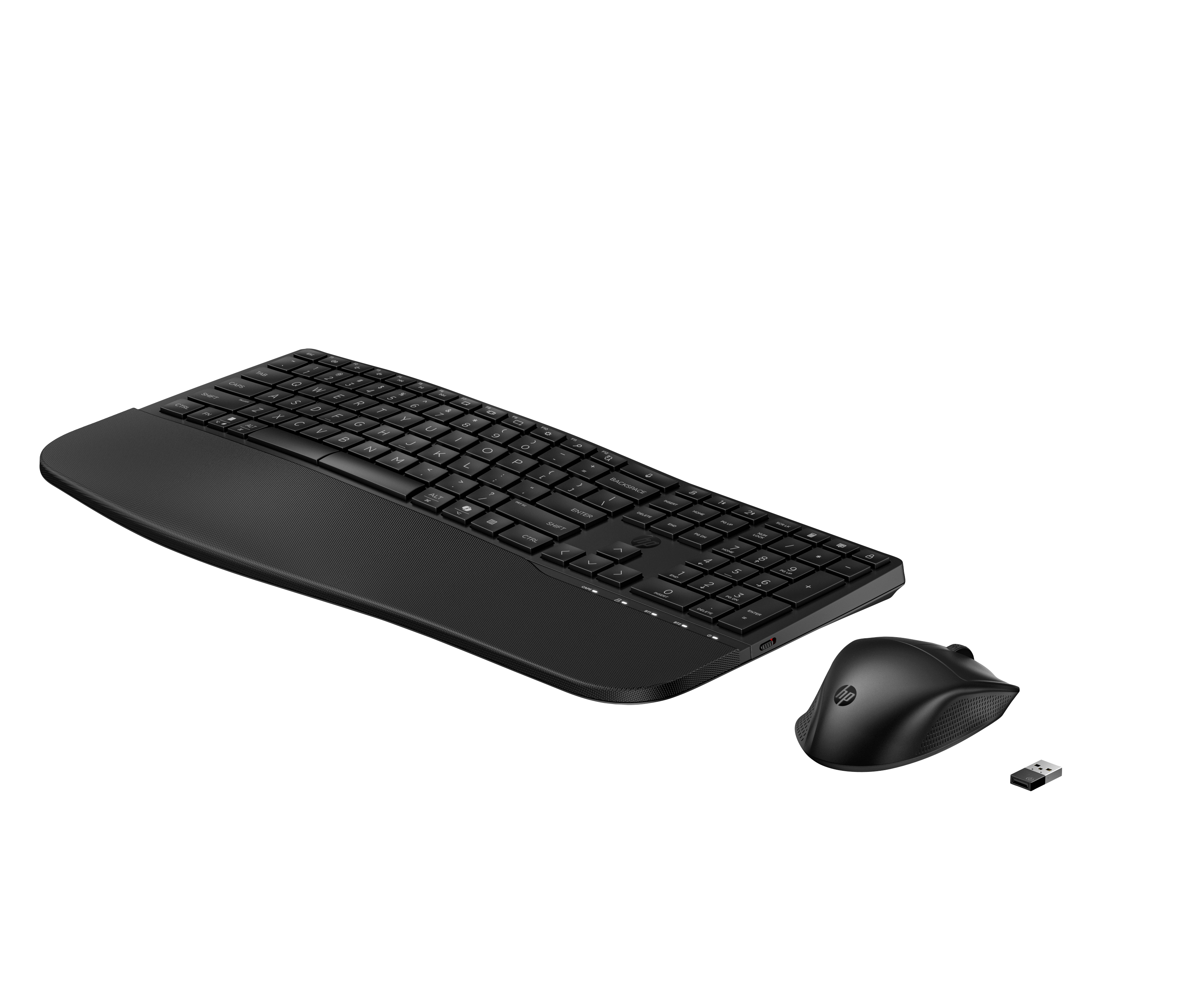 Teclado y ratón negros con dongle USB sobre fondo blanco.
