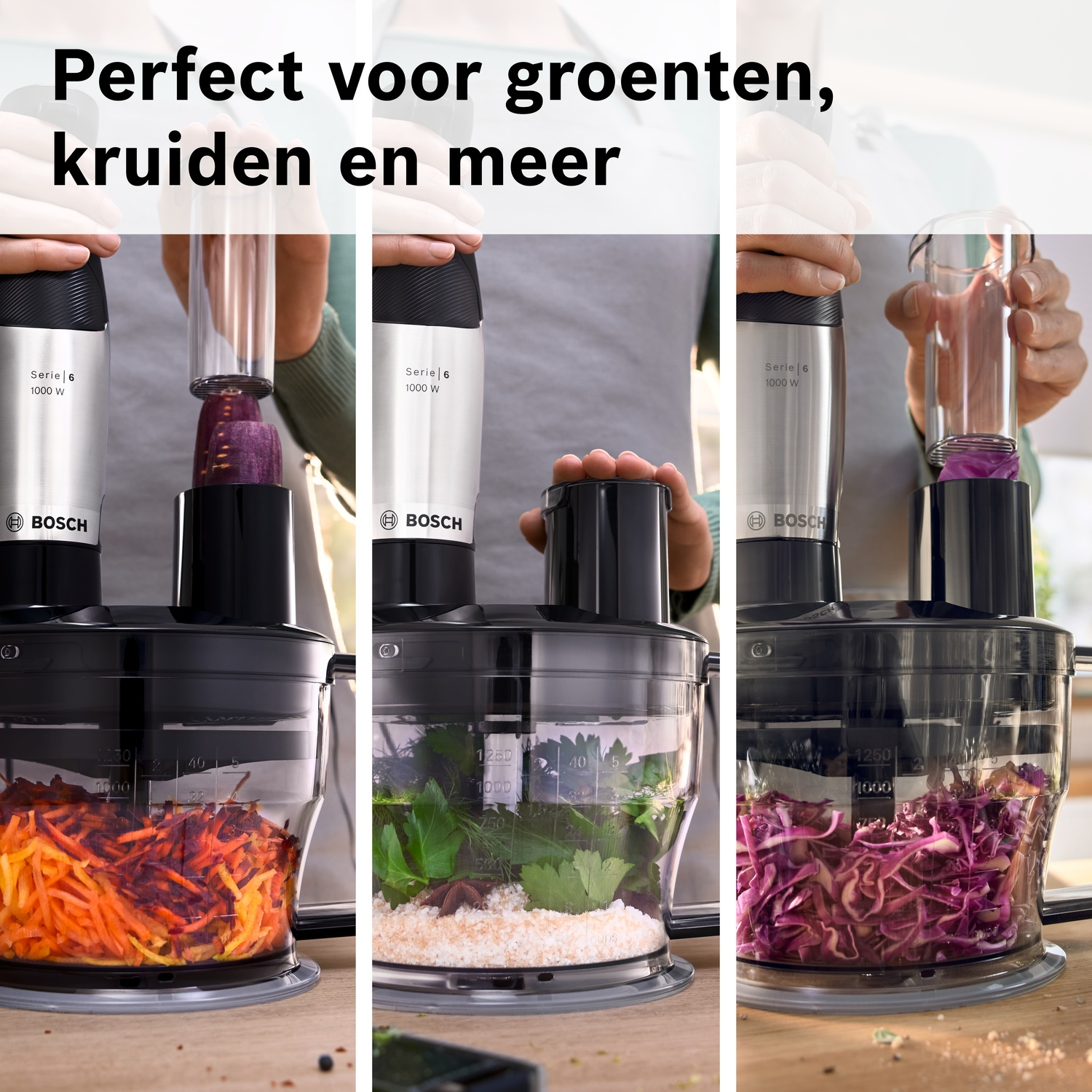 Keukenmachine met geraspte wortelen, kruiden en rode kool.