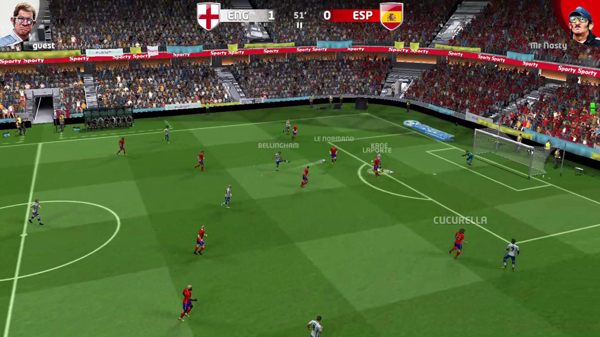 Fußballspiel zwischen England und Spanien, 51. Minute, England führt 1:0.