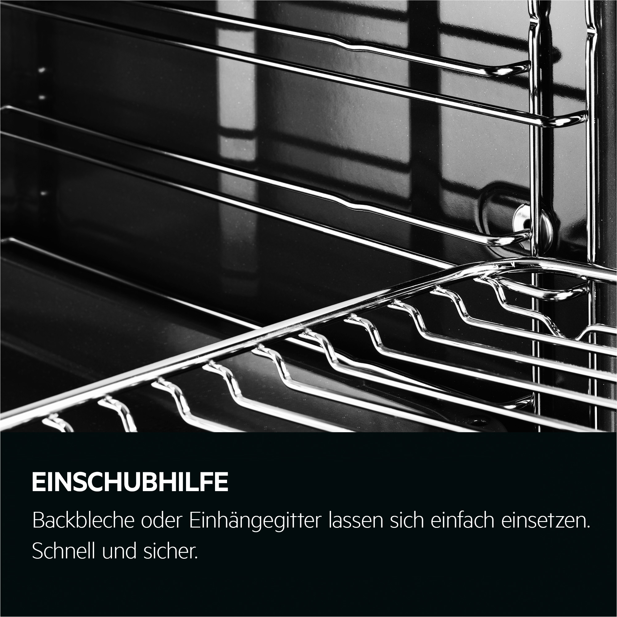 Einbaubackofen mit Teleskopauszügen. Backbleche lassen sich leicht einsetzen.