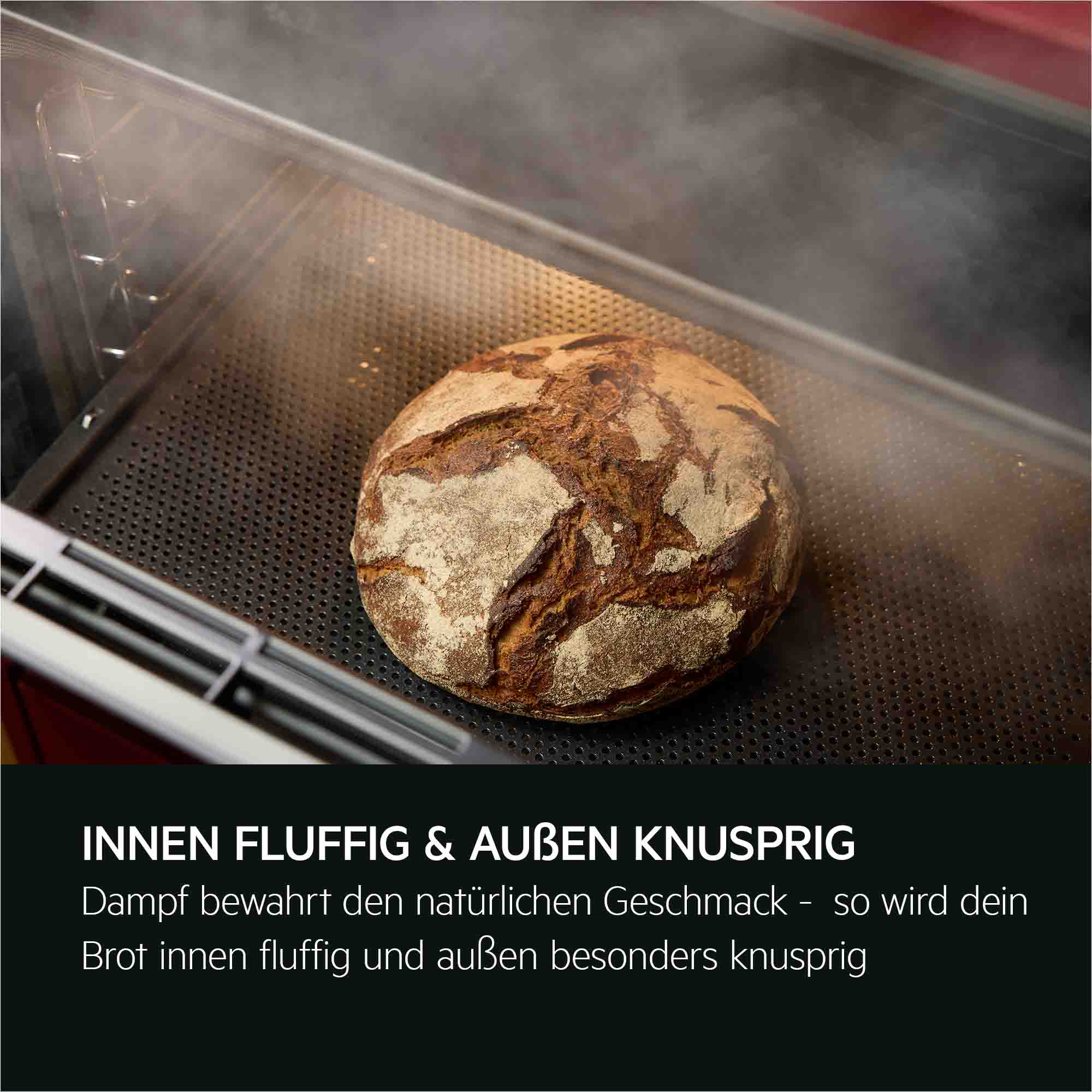 Ein knuspriges Brot wird in einem Dampfofen gebacken.