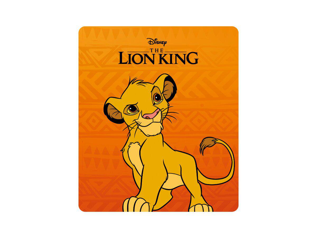 Ein junger Löwe steht vor dem Disney 'Der König der Löwen'-Logo.