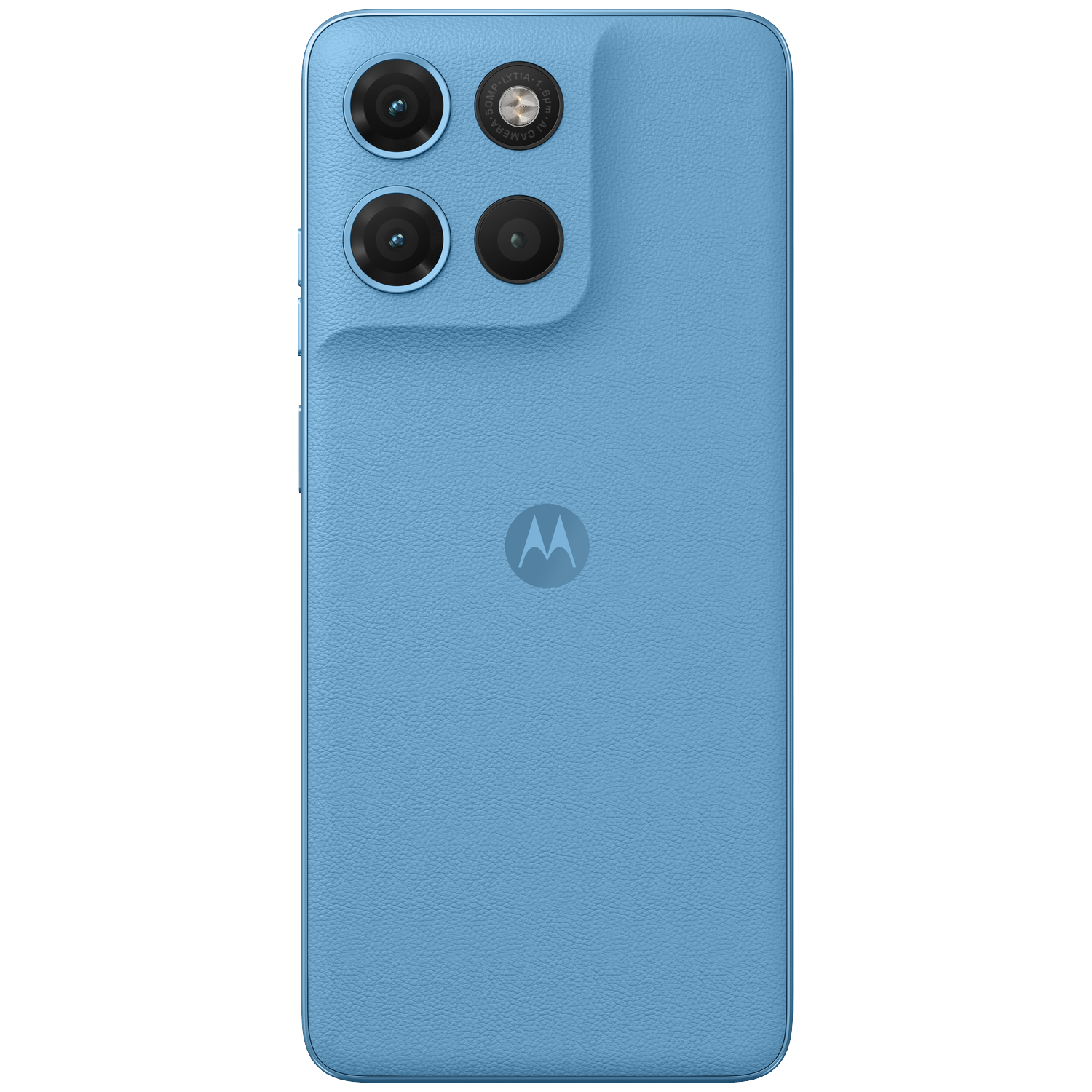 Achterkant van een lichtblauwe smartphone met drievoudige camera en Motorola-logo.