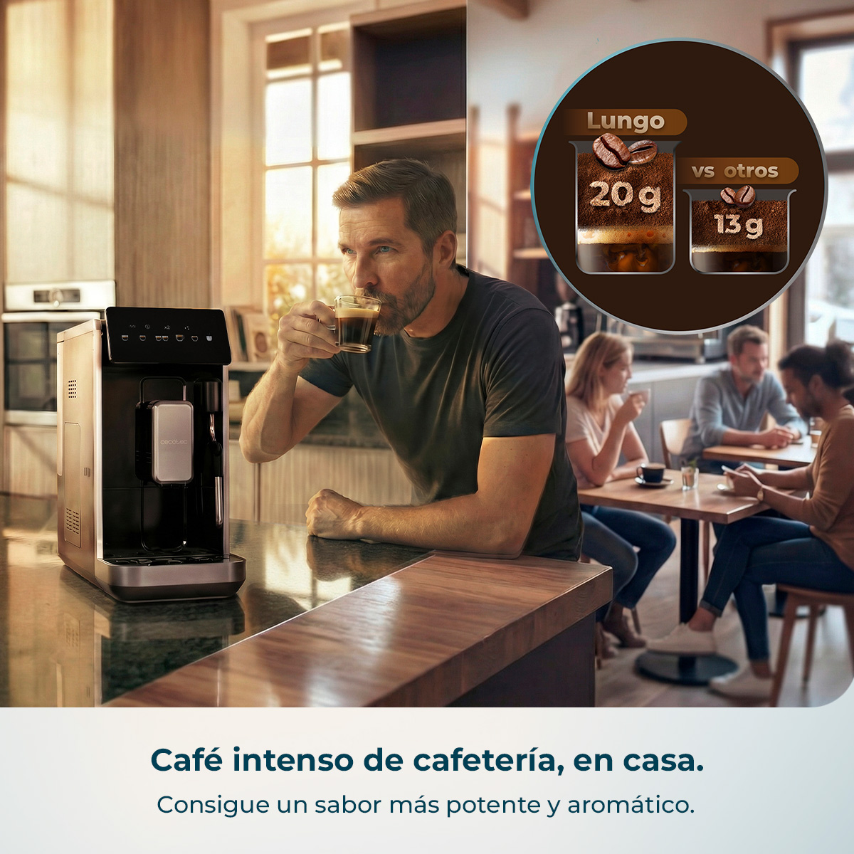 Hombre bebe café junto a cafetera. Dos vasos muestran peso de café.