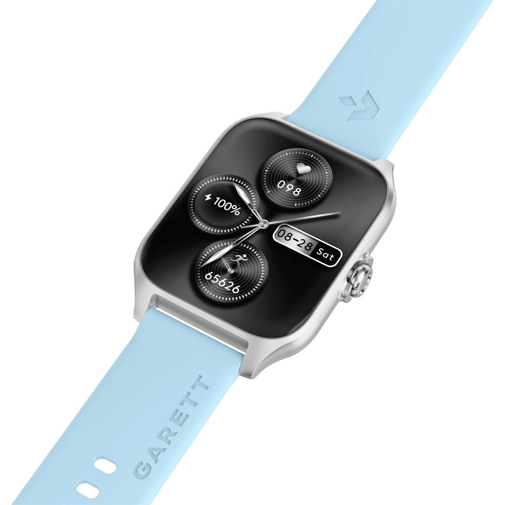Jasnoniebieski smartwatch ze srebrną kopertą wyświetla 100% baterii, 098 tętna i 65626 kroków.