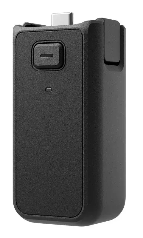 Czarno-prostokątne urządzenie elektroniczne z przyciskiem i złączem USB-C.