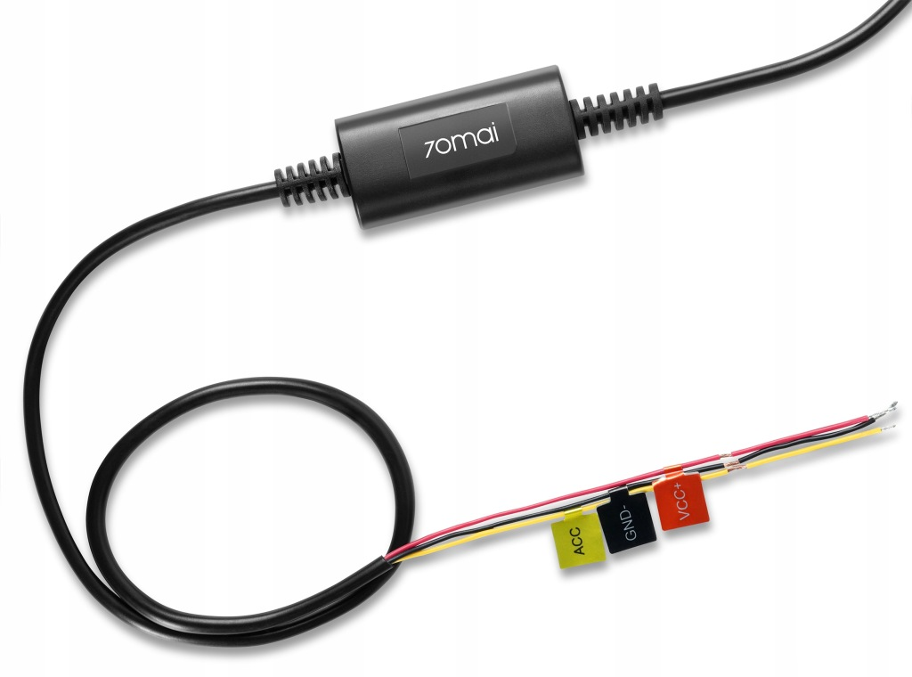Czarny kabel 70mai z etykietami ACC, GND-, VCC+ na przewodach.