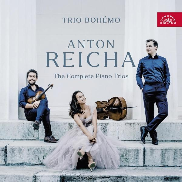 Trio Bohémo spielt Anton Reicha: Die kompletten Klaviertrios. Mann mit Violine, Frau mit Cello.