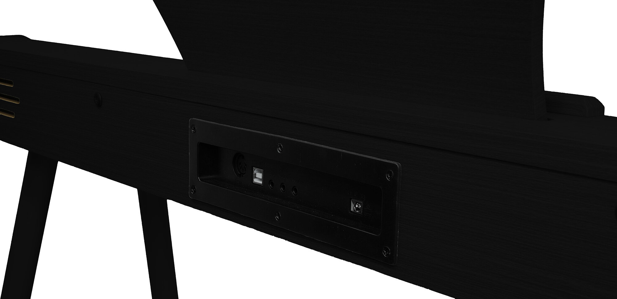Czarny fortepian z portami USB i MIDI.