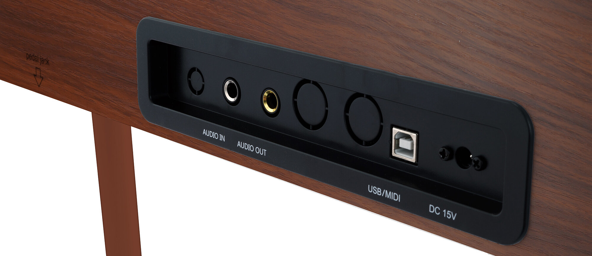 Panel połączeń z portami Audio In/Out, USB/MIDI i DC 15V.