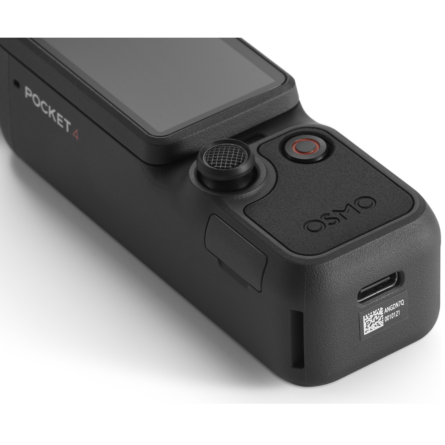 Zwarte DJI Osmo Pocket 4 camera met scherm, joystick, opnameknop en USB-C poort.