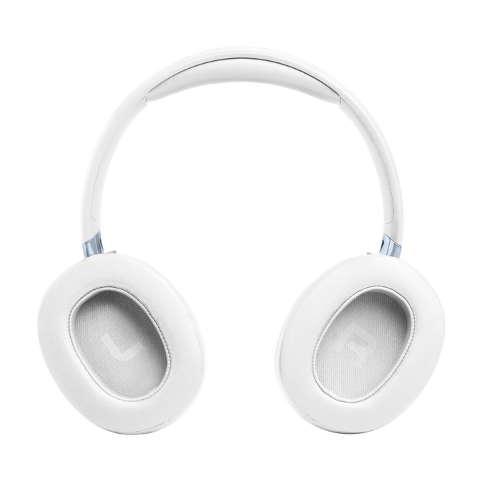 Auriculares blancos circumaurales con almohadillas y detalles plateados.