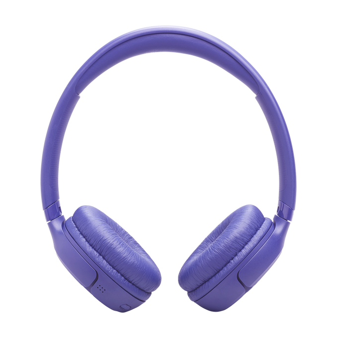 Auriculares morados con almohadillas acolchadas y diadema acolchada.