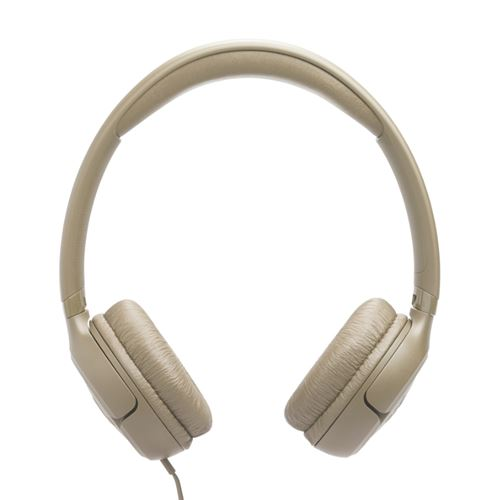 Unos auriculares beige con almohadillas y diadema acolchadas, sobre fondo blanco.